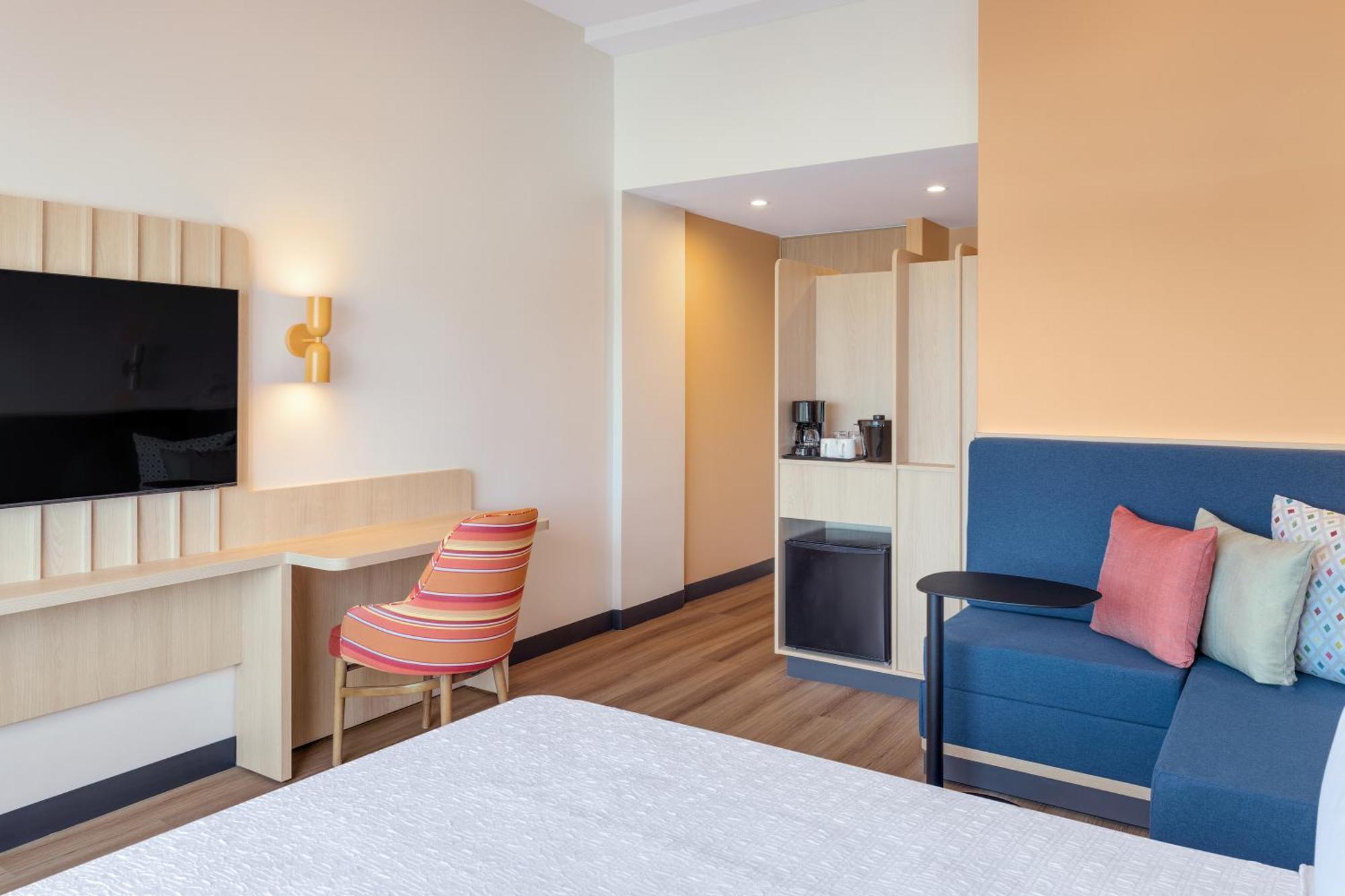 Отель Hampton By Hilton Guanacaste Airport Либерия Экстерьер фото